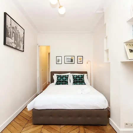 Bnbnova - Notre-dame - 1br With Balcony *