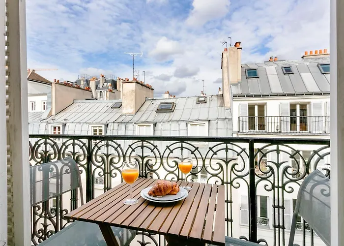 Bnbnova - Notre-dame - 1br With Balcony *